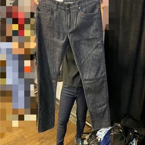 Hugo Boss Men's Classic Black Jeans size 34